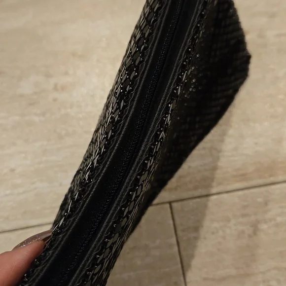 Whiting and Davis International Black Sequin Mesh Evening bag/Zipper Clutch - Picture 5 of 9